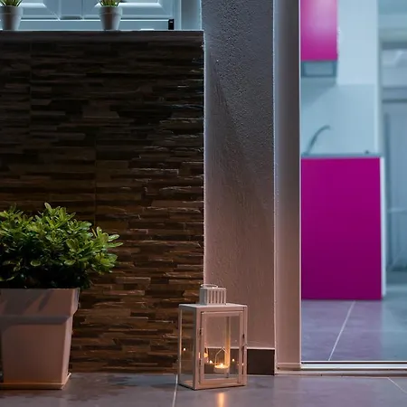 Апартаменты La *